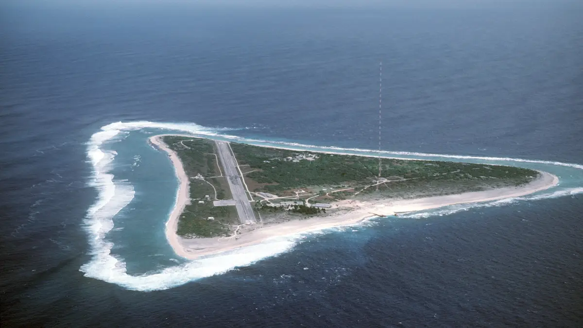 Japan to Test‑Mine Rare‑Earth Mud Near Minamitorishima Island