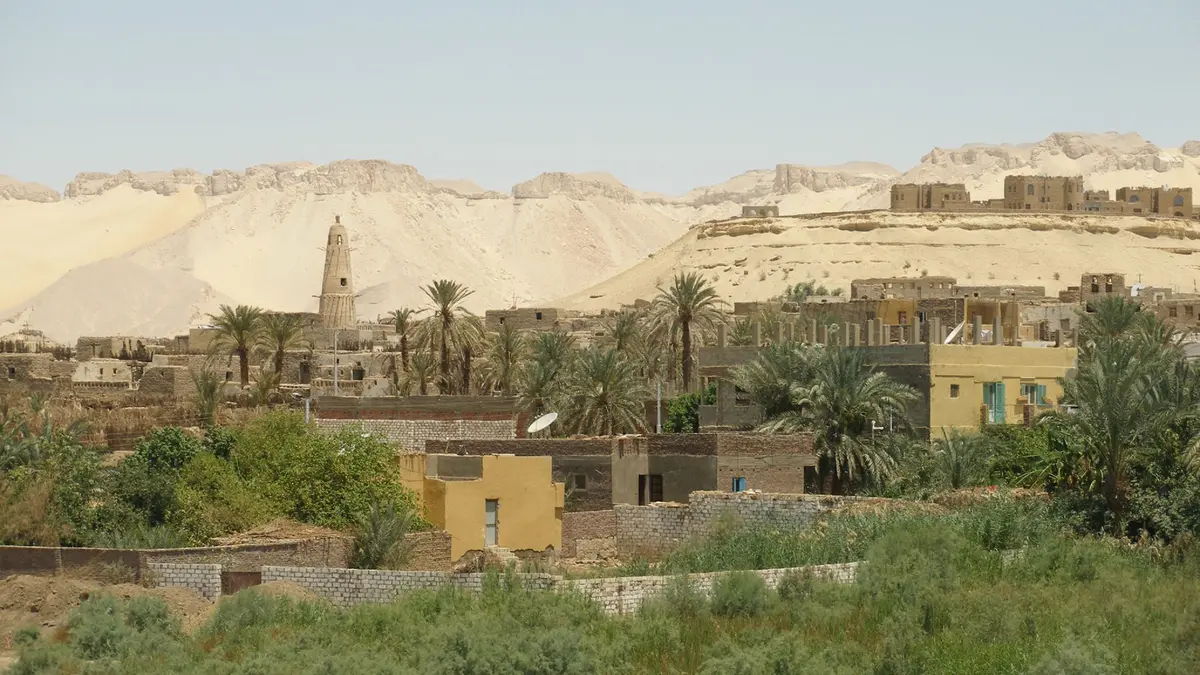 Dakhla Oasis: Roman-Era Pyramid Tomb With a 19-Line Greek Elegy
