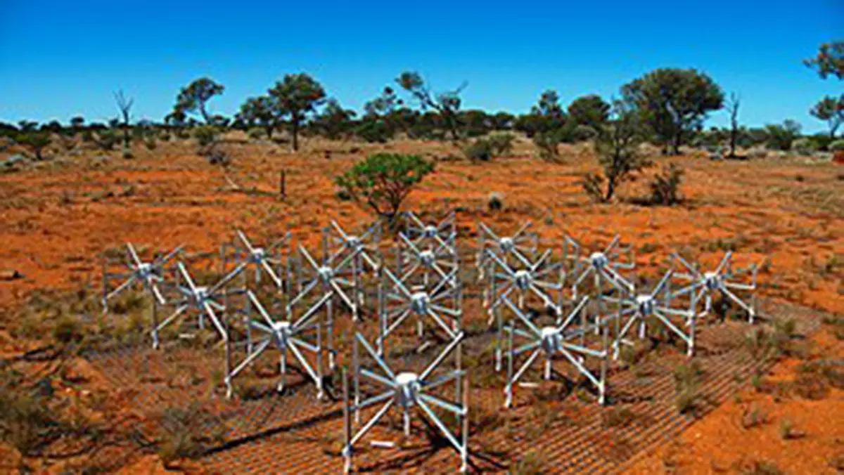 Murchison Widefield Array – SMART survey finds a new millisecond pulsar