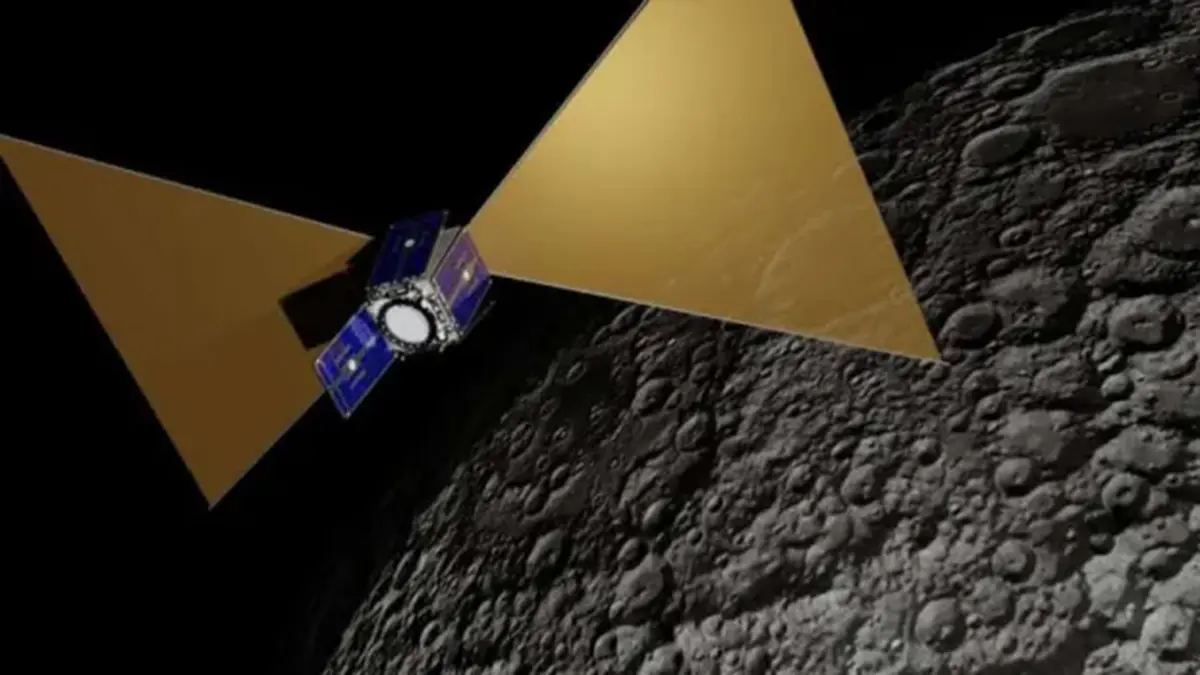 CosmoCube Mission: Lunar Observation of the Dark Ages