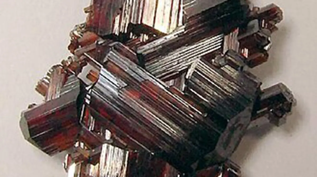 Rutile: Titanium Dioxide Mineral, Properties & Industrial Uses