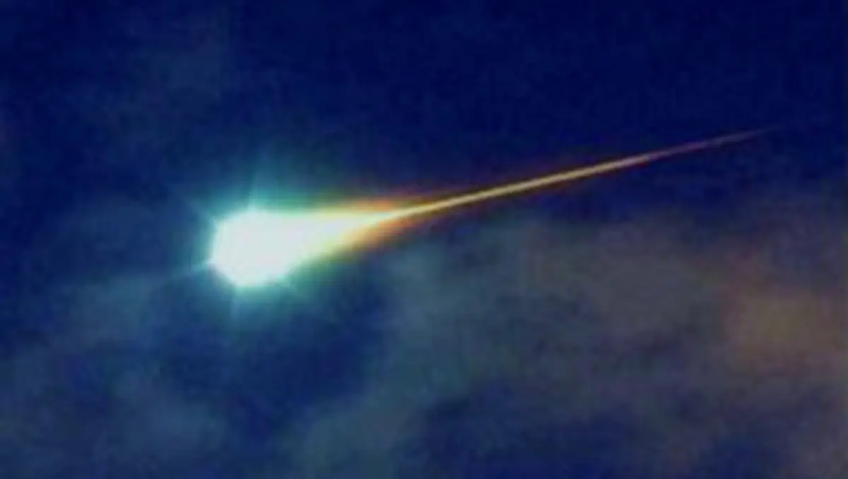 Bolide – A Brilliant Exploding Meteor
