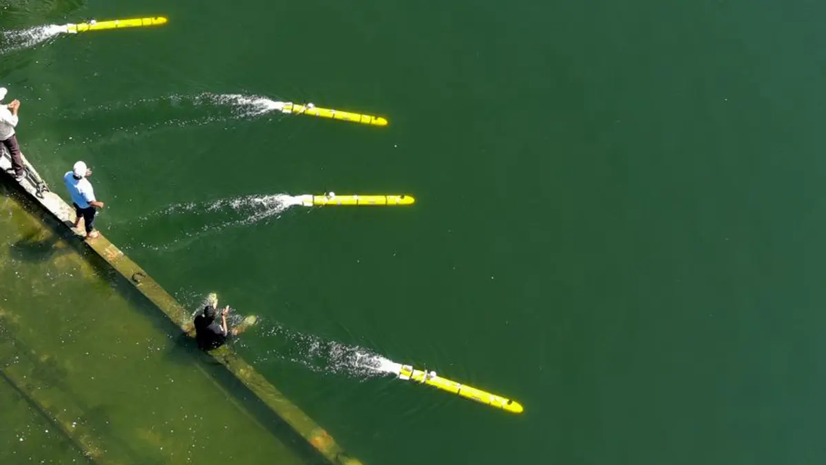 Man‑Portable Autonomous Underwater Vehicles