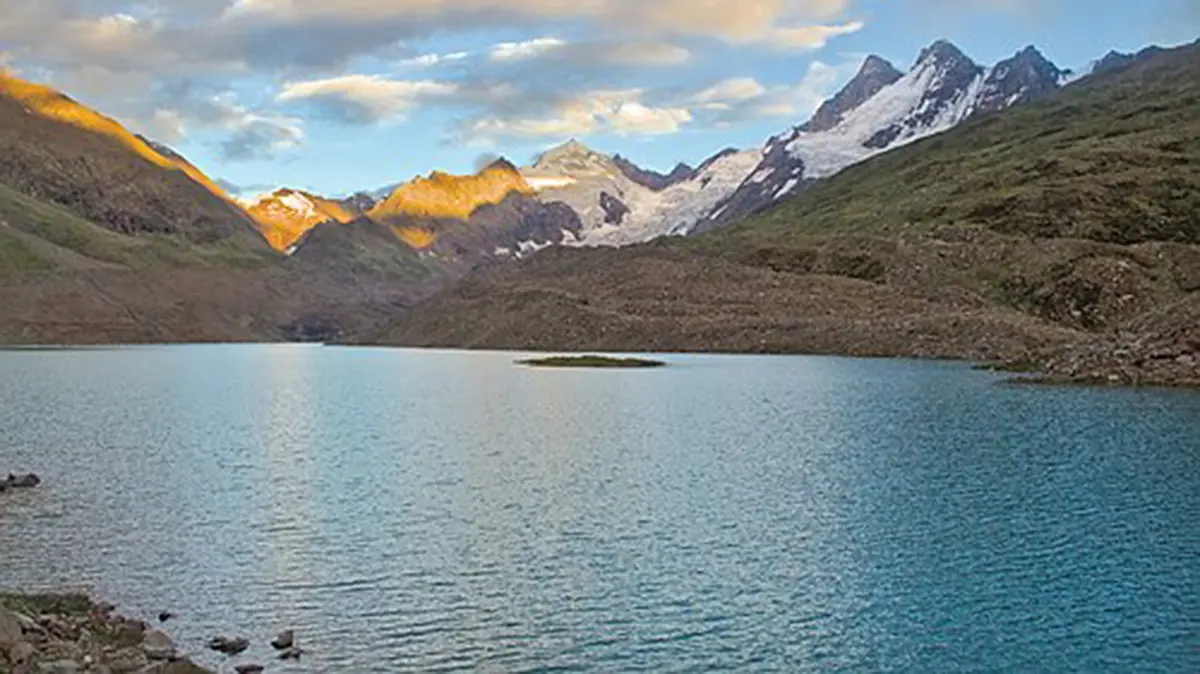 Ghepan Lake: GLOF Risk in Himachal Pradesh & Lahaul Valley
