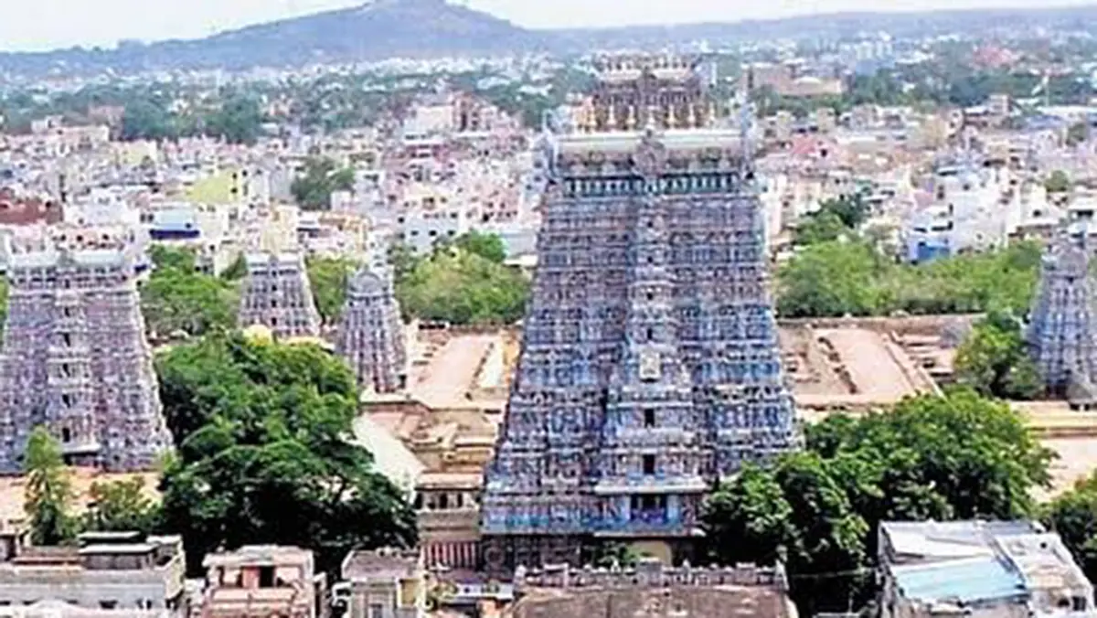 Meenakshi Temple: Vendors Evicted Ahead of Madurai Kumbabishekam