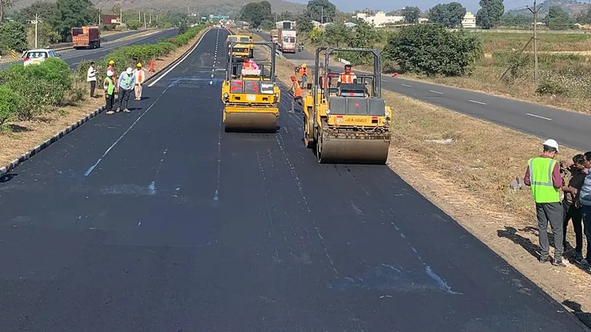 Bio‑Bitumen – Using Agricultural Waste for Roads