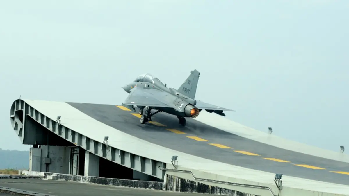 INS Hansa and INAS 335 “Ospreys” – New Naval Aviation Milestone