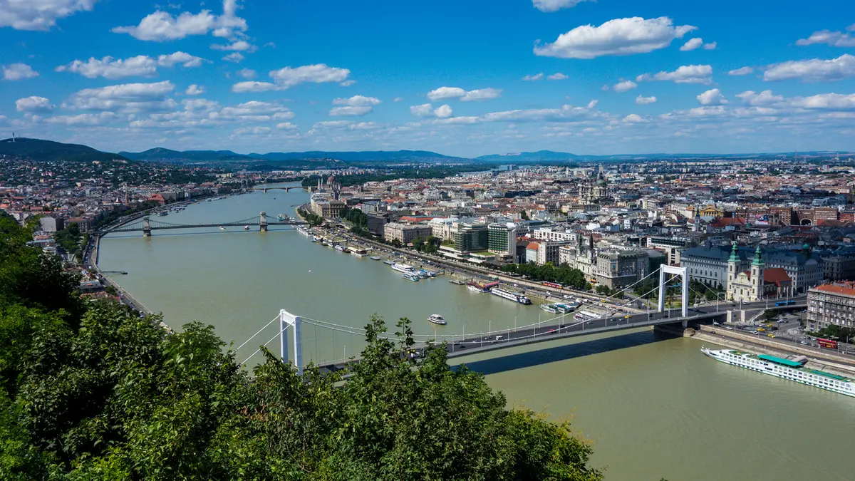 Danube River – Low Water Reveals Mammoth Remains in Bulgaria