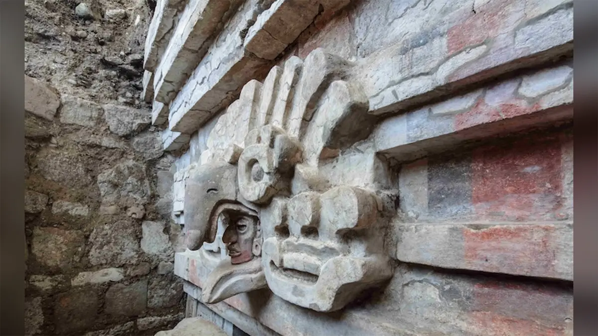 New Zapotec Tomb Uncovered in Mexico